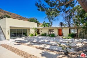 featured image of 20556 Little Rock Way