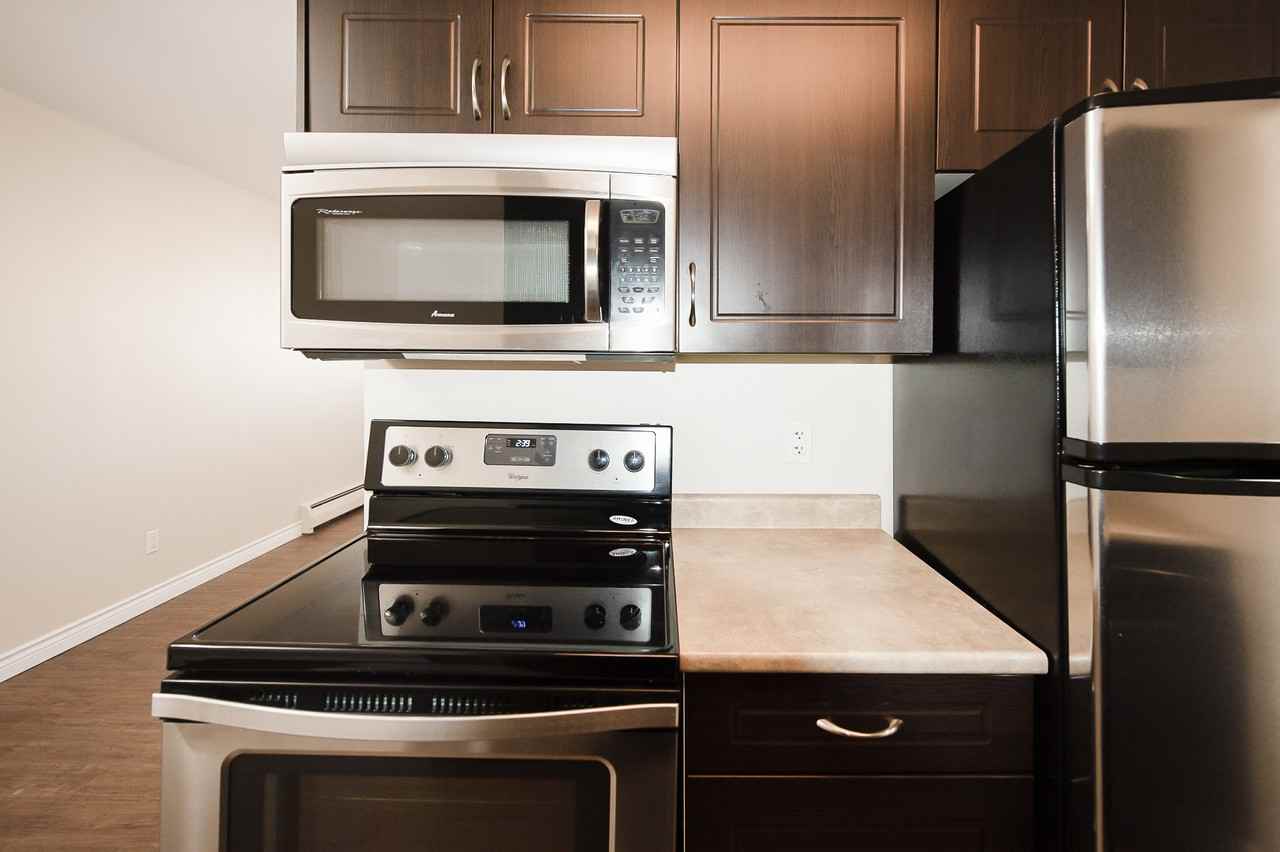 333 Edison Avenue - Photo 7 of 15
