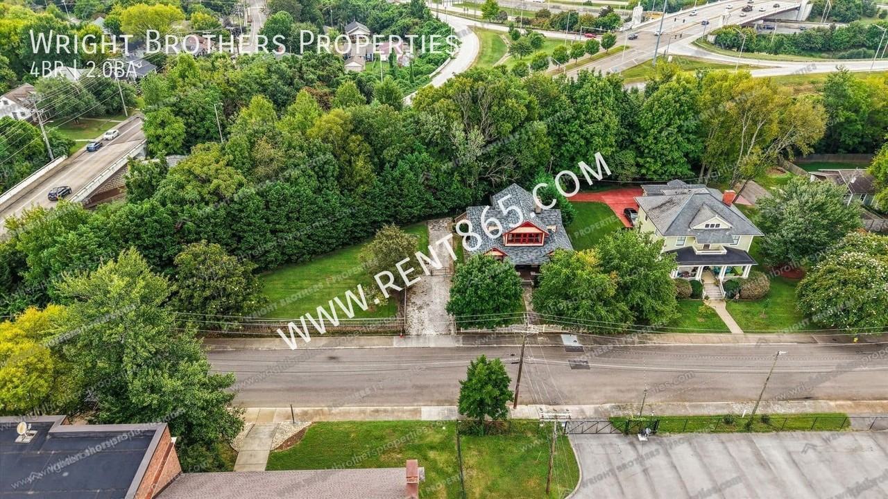 1310 Luttrell St - Photo 7 of 50