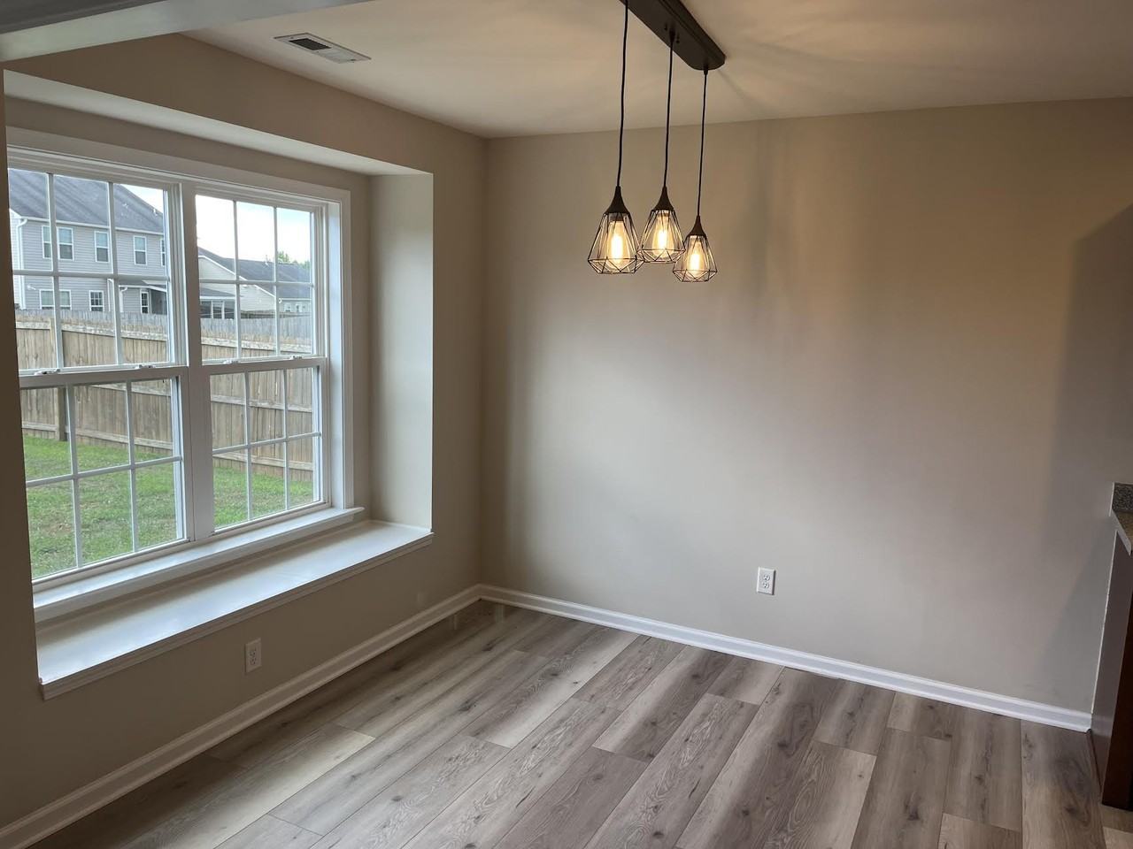 60 Alligator Dr - Photo 6 of 11