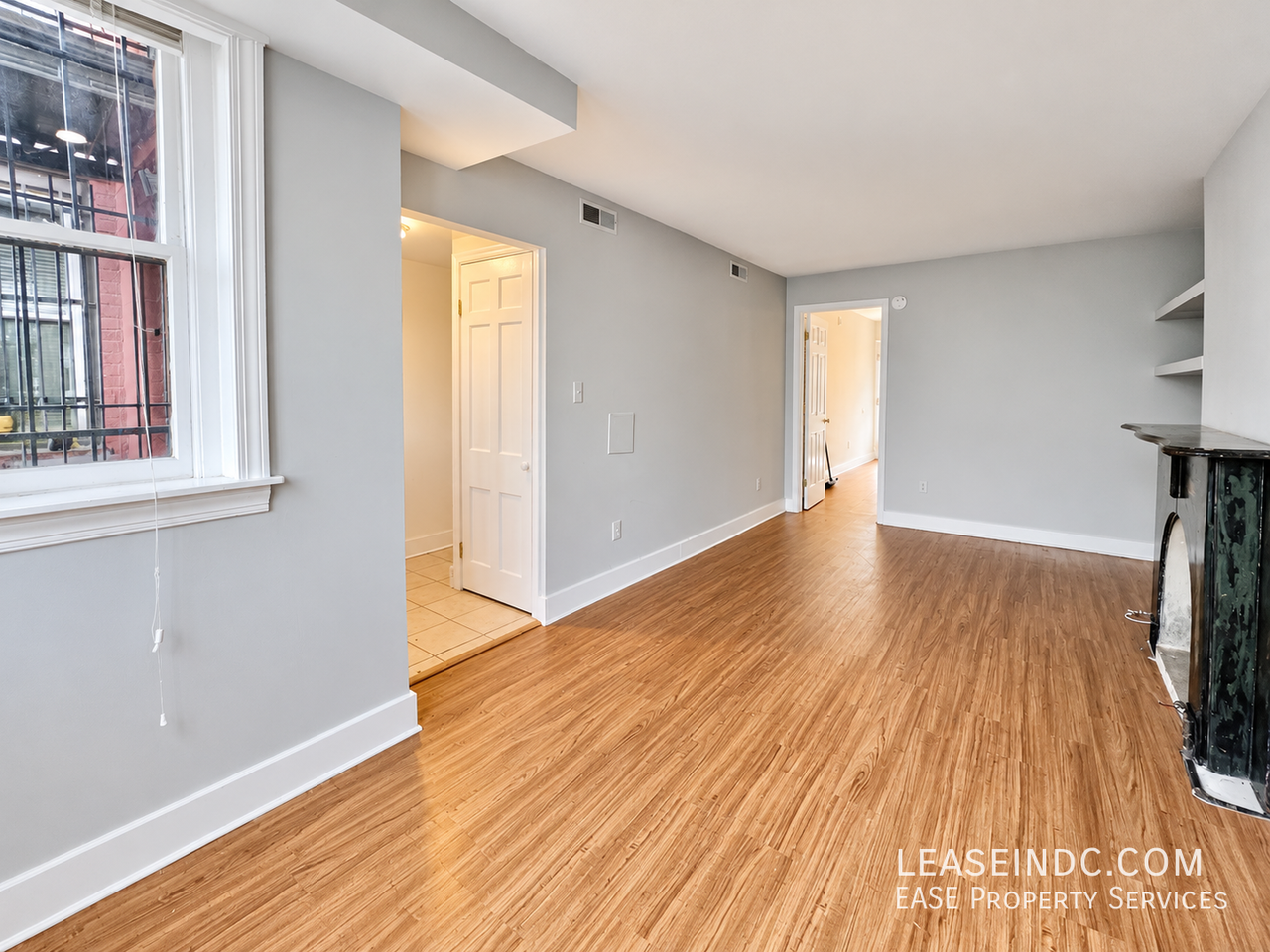 1414 Swann St Nw #B - Photo 4 of 12