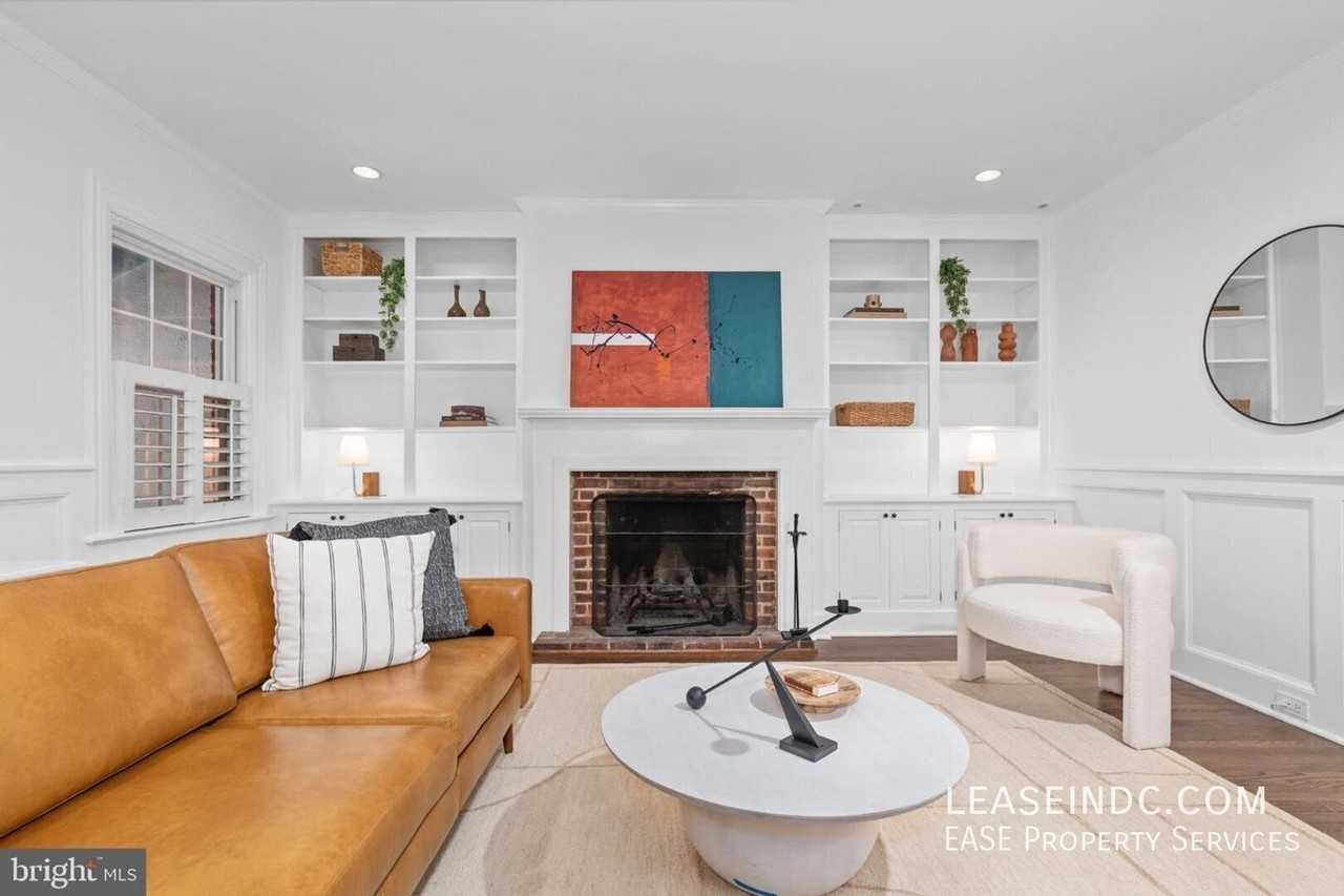 1609 44th St Nw #1609 - Photo 5 of 38