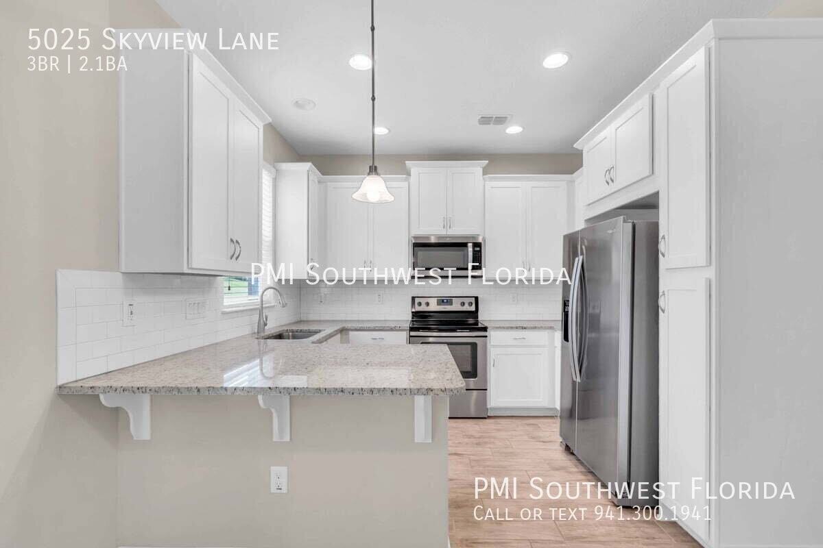 5025 Skyview Ln - Photo 4 of 24