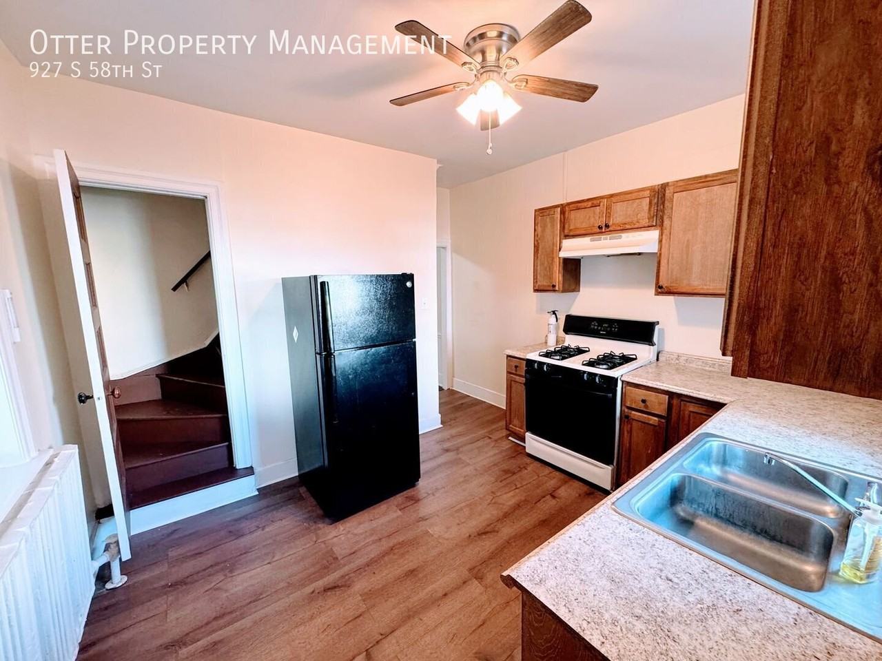 927 S 58th St - Photo 7 of 46