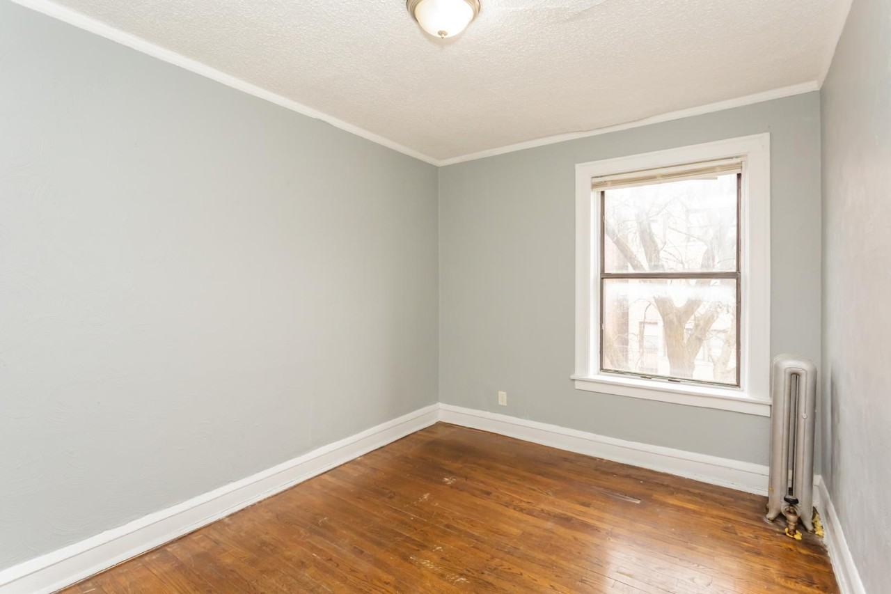 6949 S Paxton Ave #2A - Photo 6 of 7