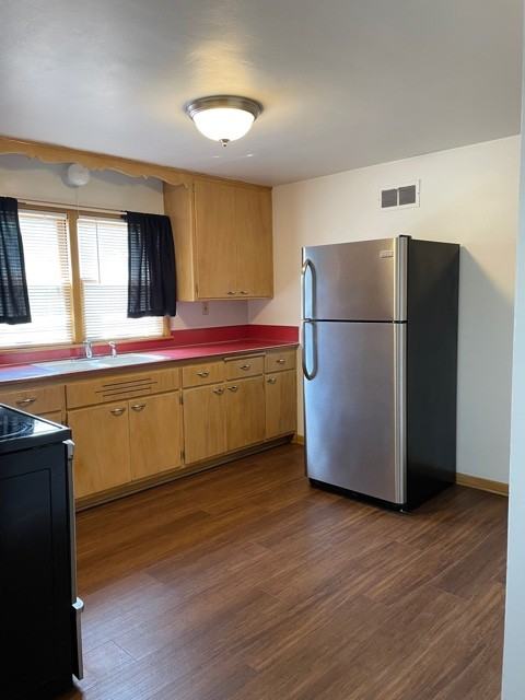 2372 S 77th St - Photo 4 of 12
