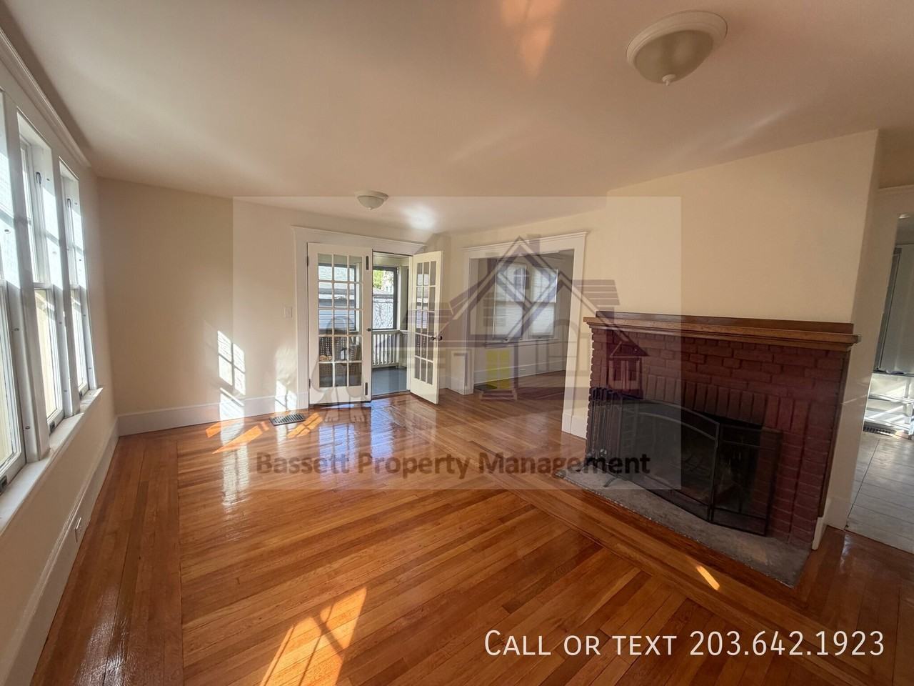 53 Turner Ave - Photo 3 of 22