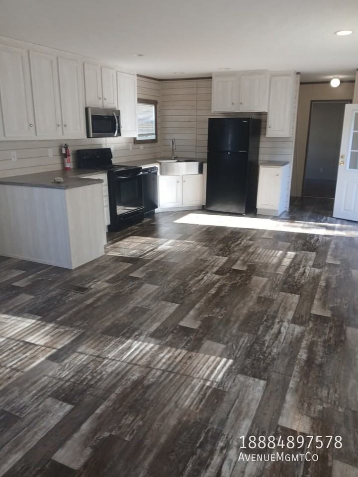 235 Old Tavern Ln #235 - Photo 4 of 8