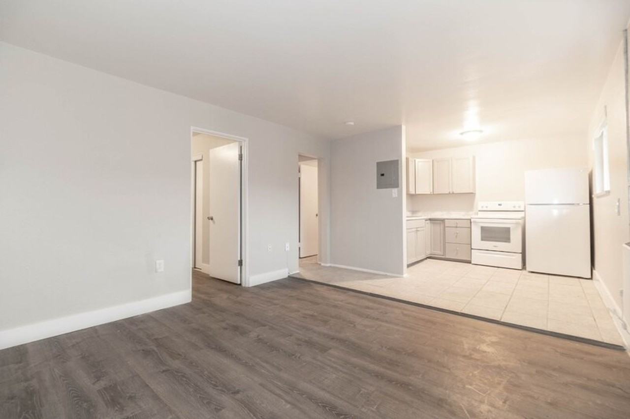 8733 E 14th Ave #8733 - Photo 4 of 16