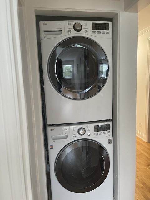 W Deming Pl & N Geneva Terrace - Photo 5 of 10