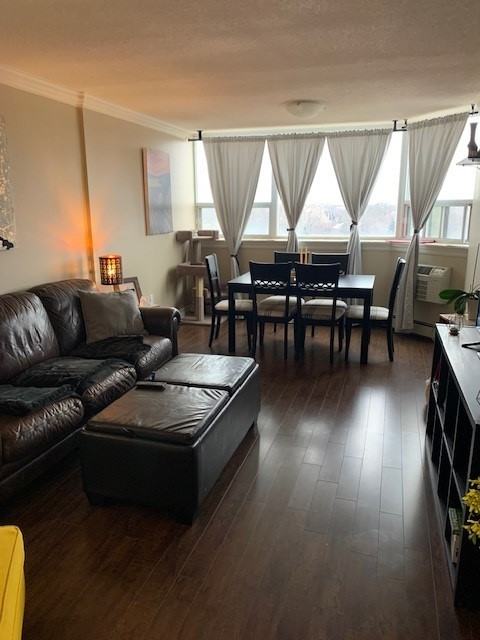 55 Yarmouth St - Photo 7 of 14