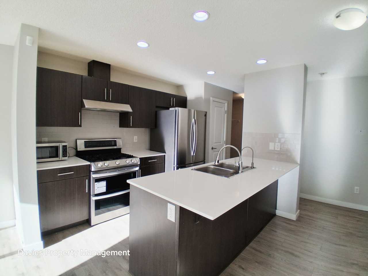 2546 Casey Way Sw - Photo 2 of 16