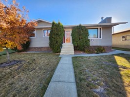 featured image of 88 Mccullough Cres