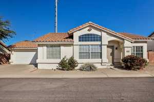 featured image of 818 E Audrey Ln