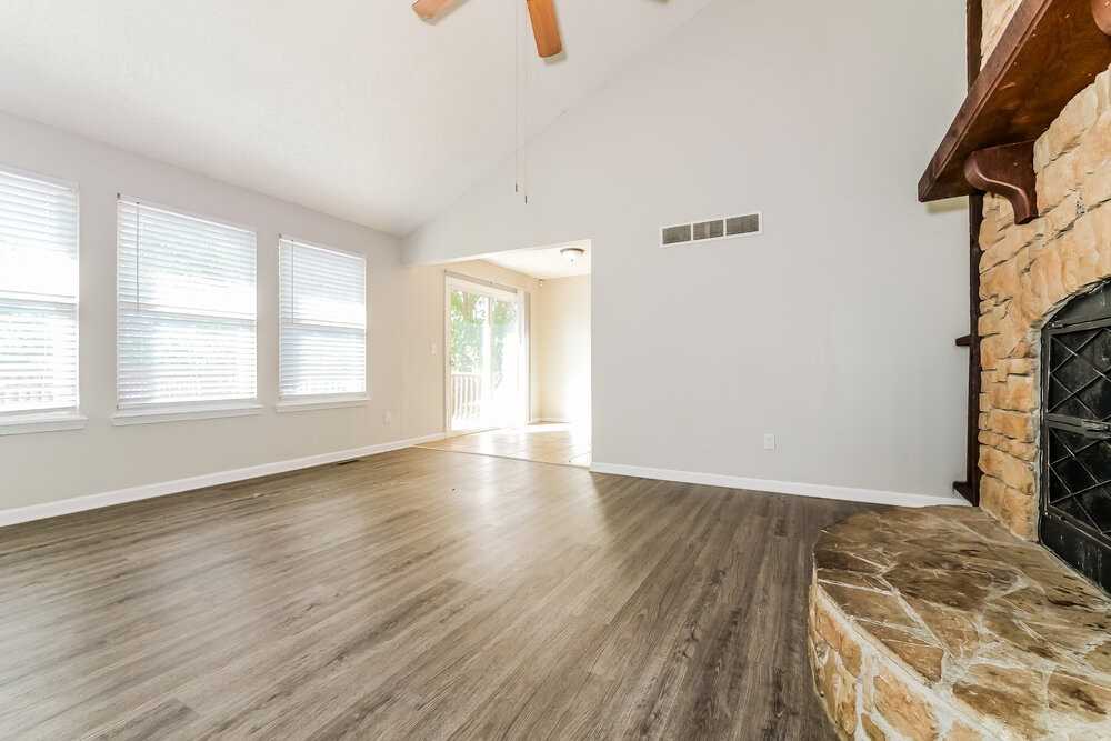 1825 W Ferrel Dr - Photo 7 of 17