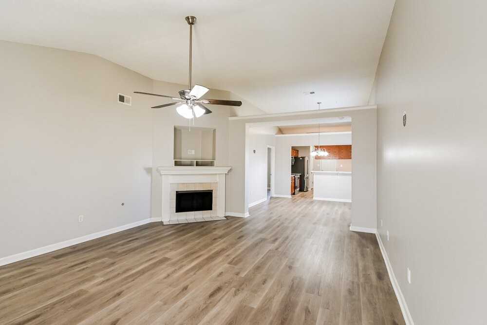 9144 Kaitlyn Dr S - Photo 4 of 16