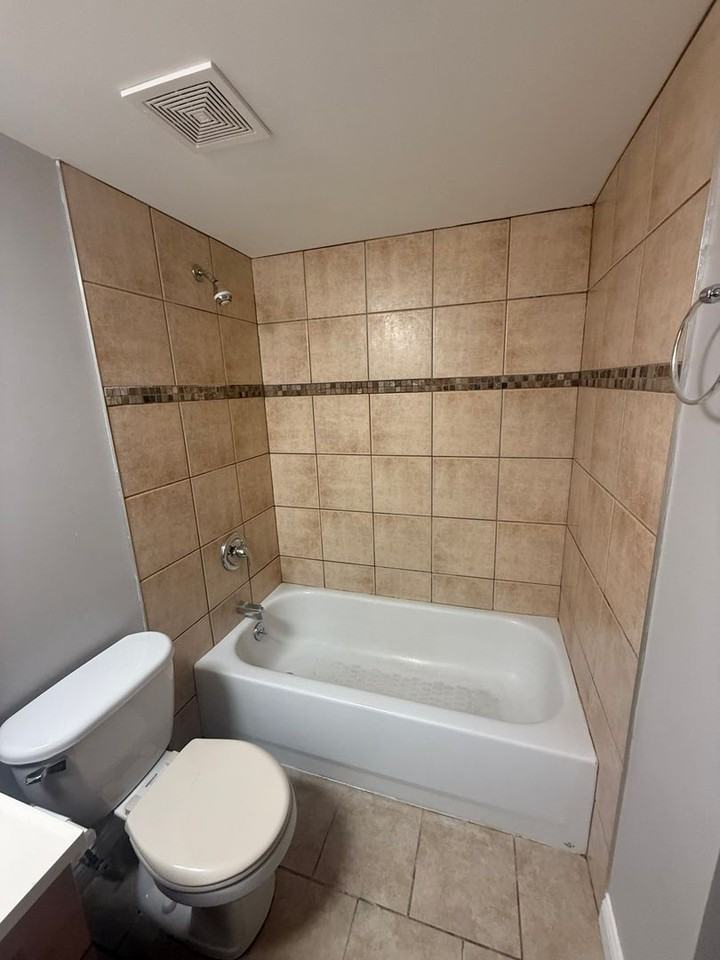 9433 S 86th Court - Photo 7 of 8