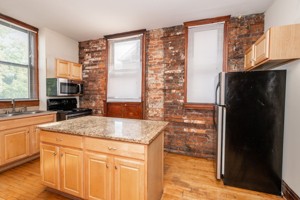 featured image of 240 E University Ave