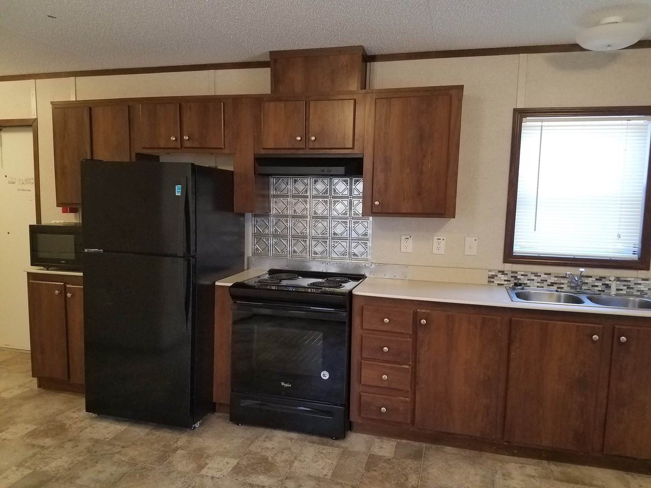 3340 Medina Hwy #C - Photo 7 of 30