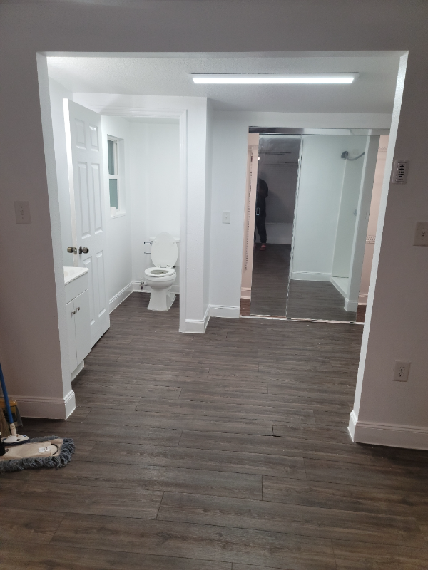 1829 Ruby St - Photo 2 of 17