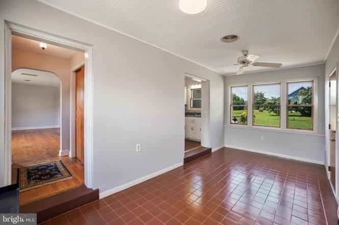 1101 Ashbridge Rd - Photo 4 of 7