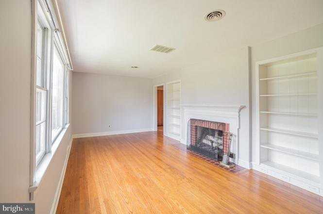 1101 Ashbridge Rd - Photo 5 of 7