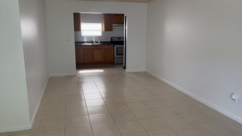 5007 Eastwood Dr #A - Photo 3 of 11