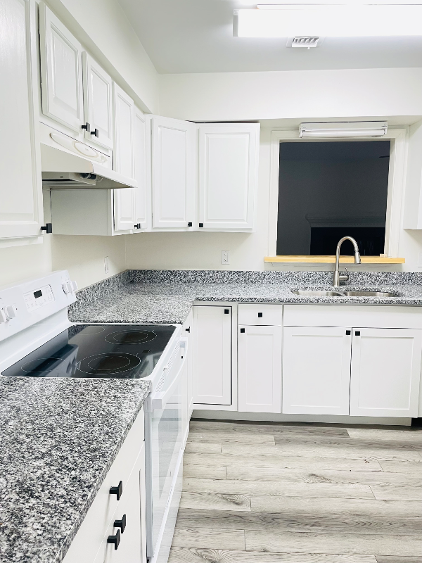 4229 Morgate Ln - Photo 3 of 22