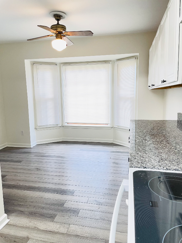 4229 Morgate Ln - Photo 4 of 22