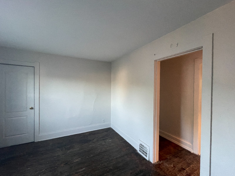 6920 13th Ave - Photo 2 of 10