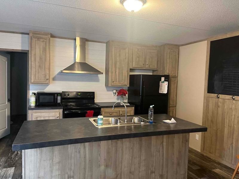 26617 Rhode Island St - Photo 3 of 10