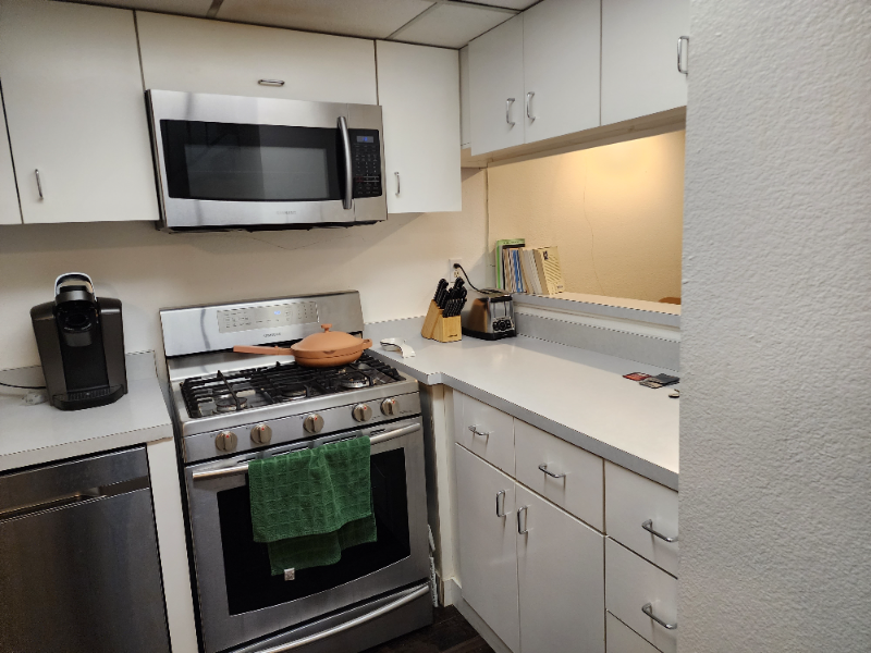 11630 Chenault St #9 - Photo 3 of 41