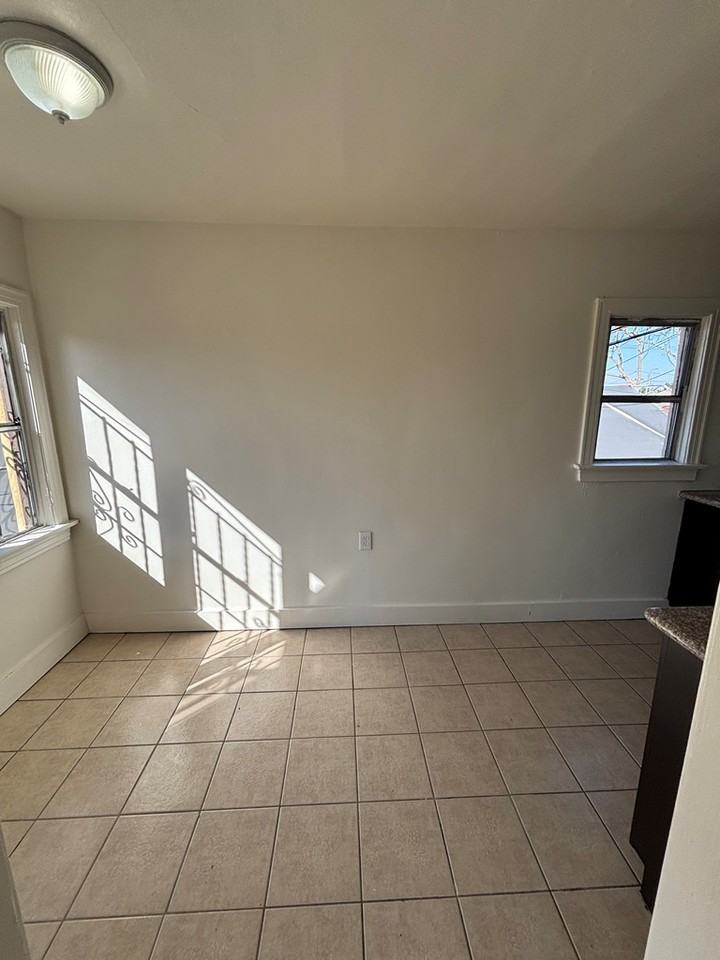 317 East 61st Street #1/2 - Photo 6 of 11