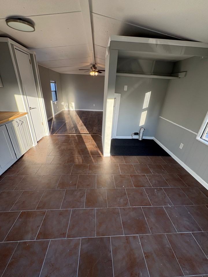 219 Dairy Rd #219B - Photo 5 of 14