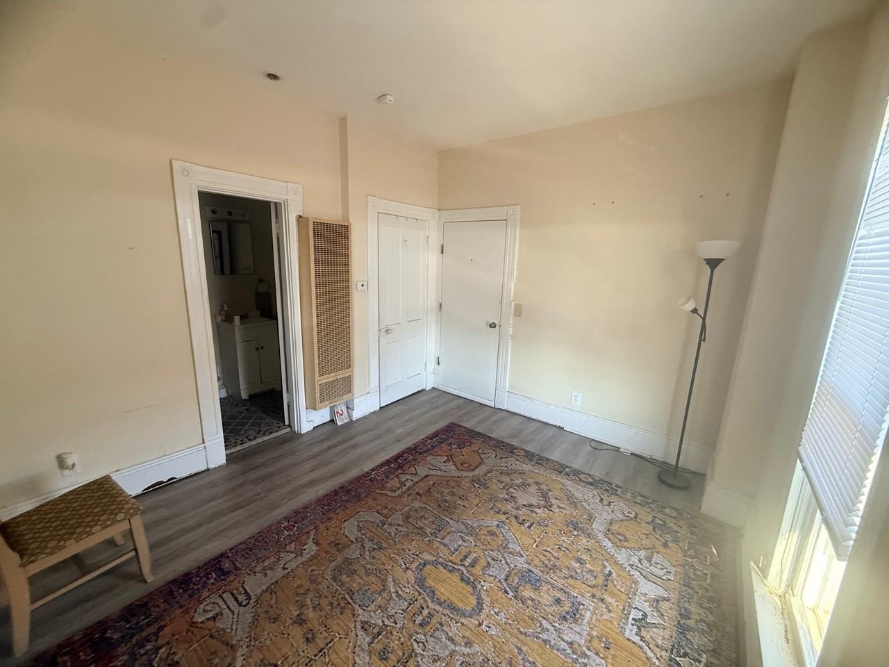 222 W Washington St #6 - Photo 2 of 8