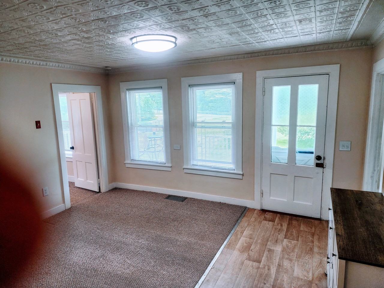 342 East St #C - Photo 3 of 14