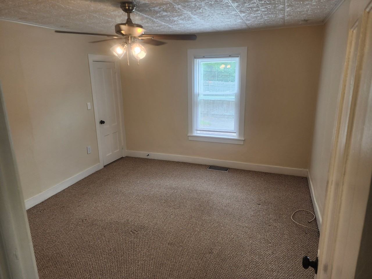 342 East St #C - Photo 7 of 14