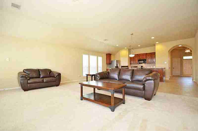 4422 Long Creek Dr - Photo 4 of 7