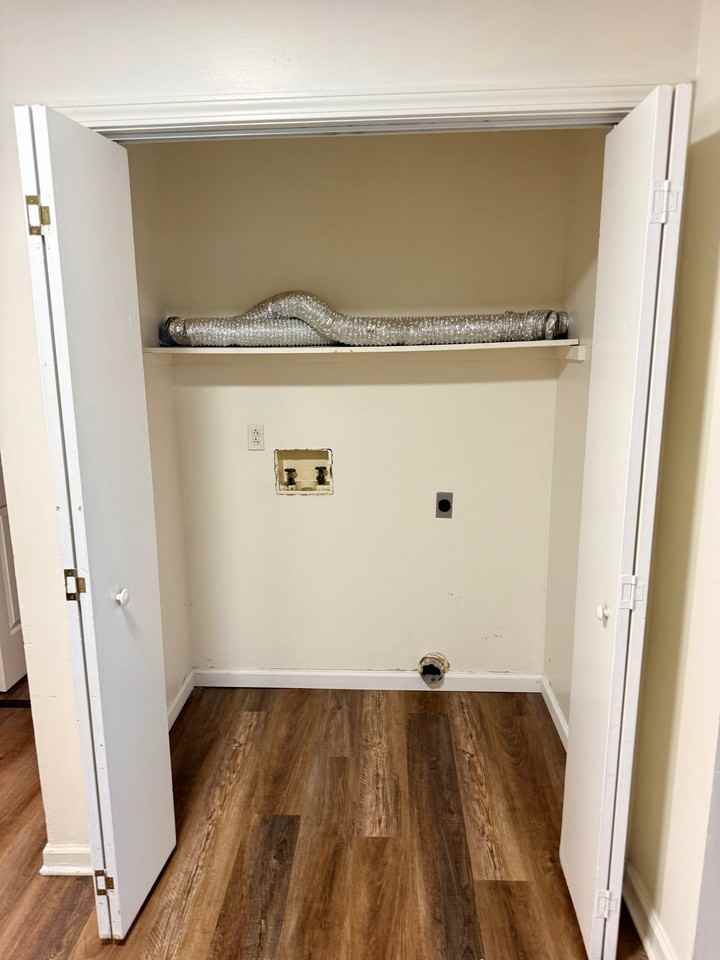 102 Lauderdale Dr #102B - Photo 6 of 15