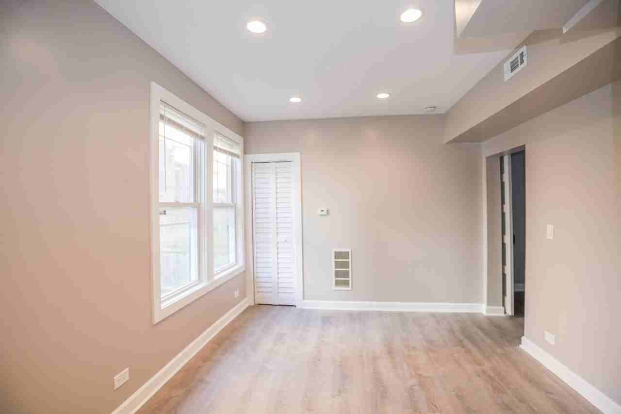 1925 W Warner Ave #CH2 - Photo 6 of 10