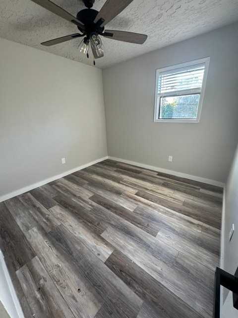 711 W Washington Ave #6 - Photo 5 of 5