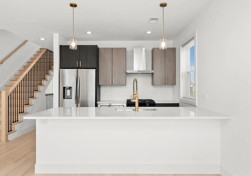 2700 W Jackson Blvd #3 - Photo 4 of 19