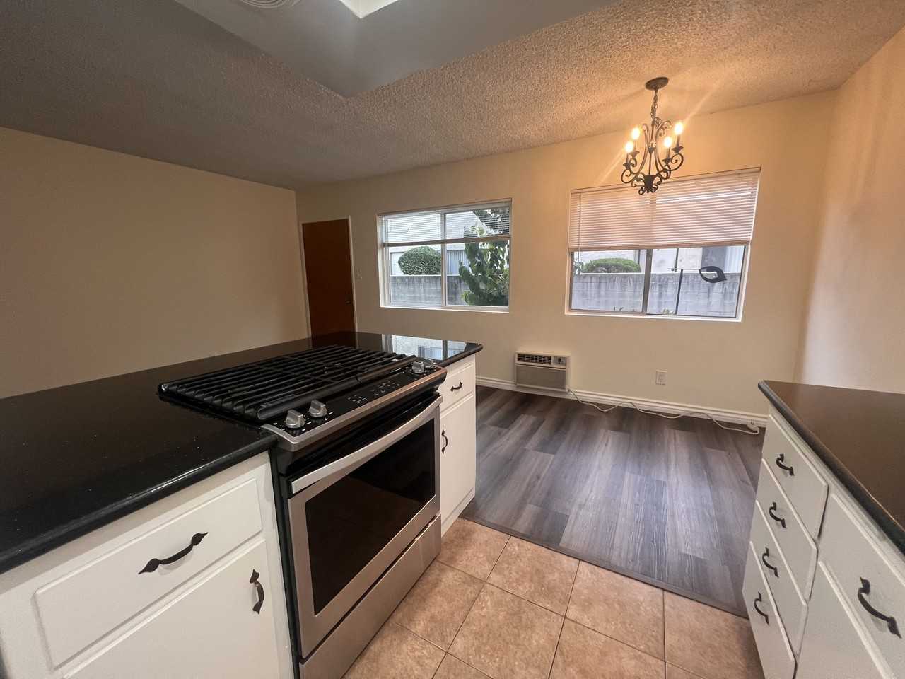 506 N Electric Ave #B - Photo 2 of 5