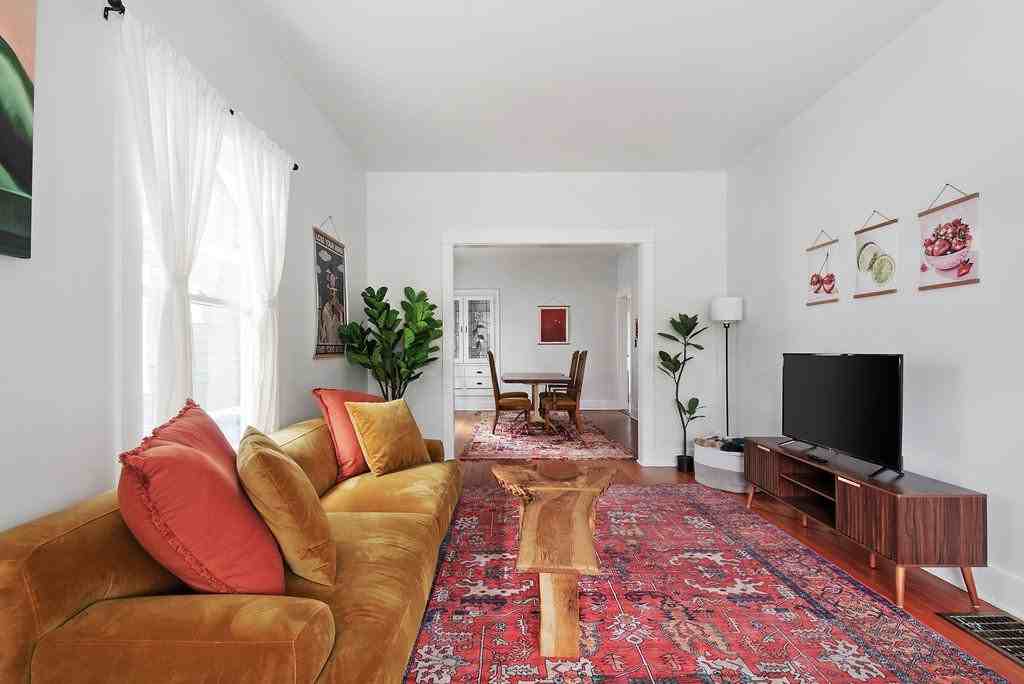 1215 Se 32nd Pl - Photo 6 of 20