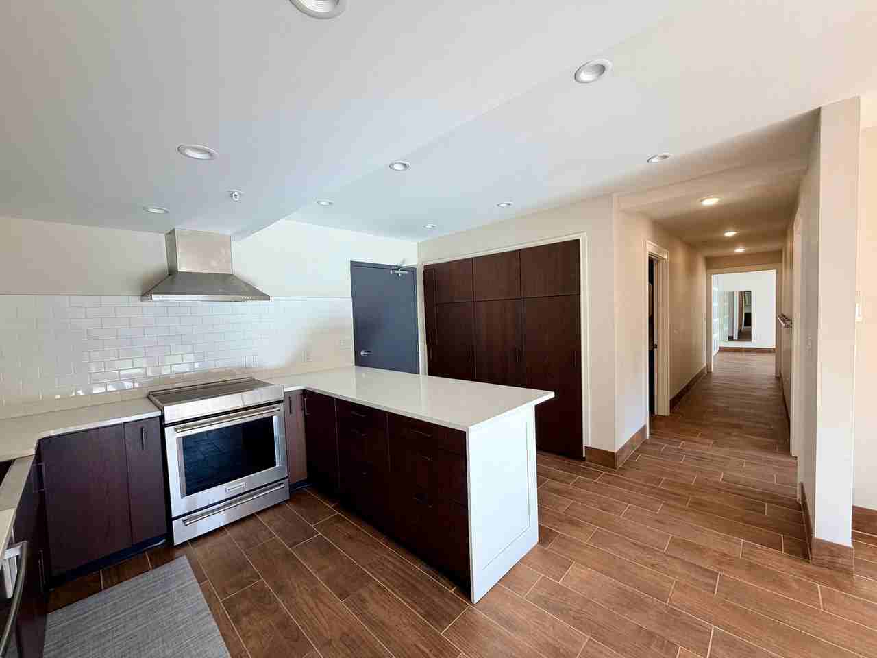 1001 River Dr #100 - Photo 5 of 16