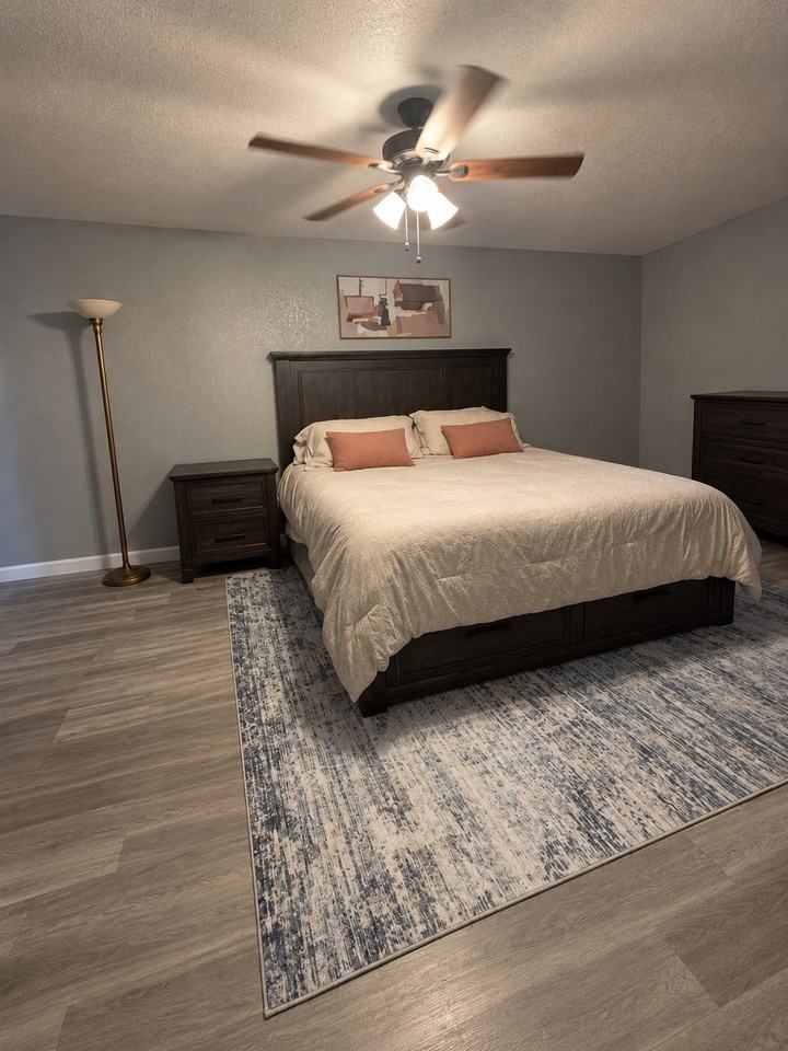 5707 Lake Cove St - Photo 7 of 9