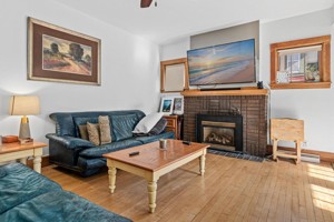 featured image of 18 Rustic Ldg W