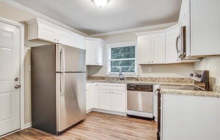 2775 Tilson Rd - Photo 6 of 9