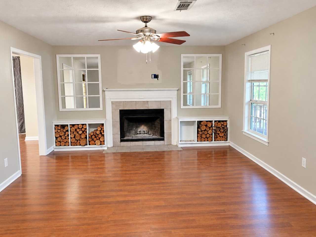 3024 Drexel Ln - Photo 2 of 13