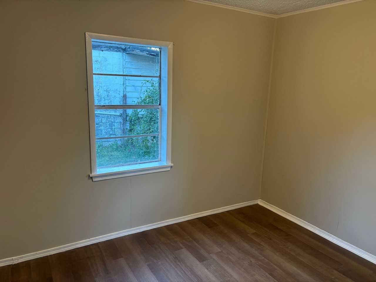 1860 Woodland Ave Sw - Photo 7 of 10